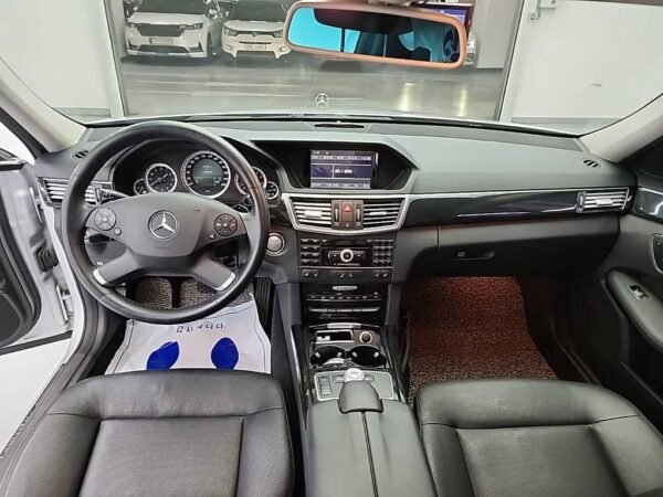 2010 Benz E Class (4th generation) E350 avantgarde - Image 16