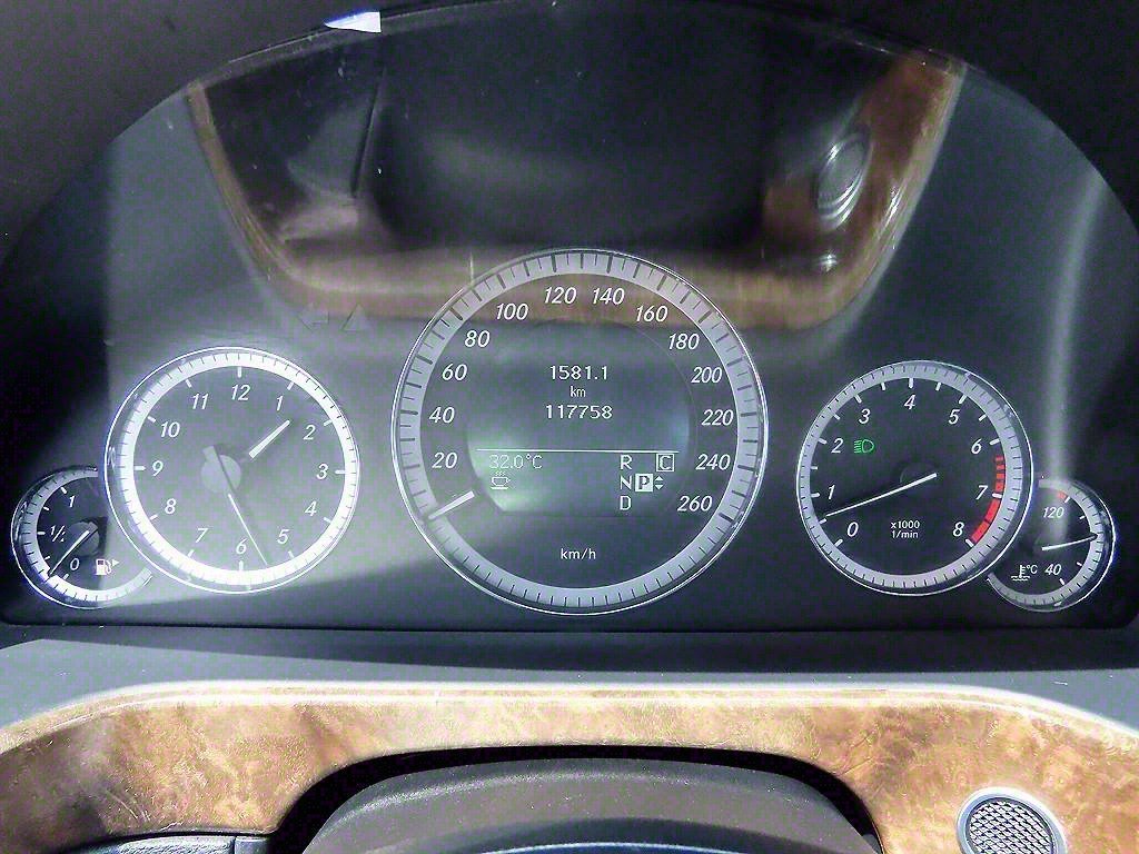 2010 Benz E class (4th generation) E300 elegance - Image 13