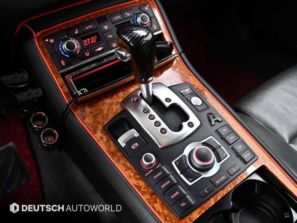 2009 Audi A8 (2nd generation) 4.2 FSI quattro LWB - Image 14